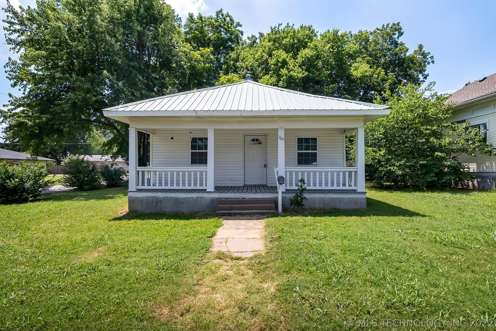 300 N C Ave, Cleveland, OK 74020 - photo 1