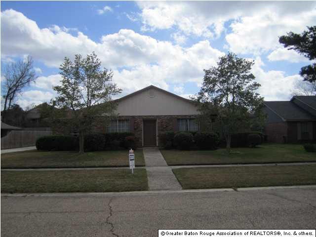15030 Seven Pines
