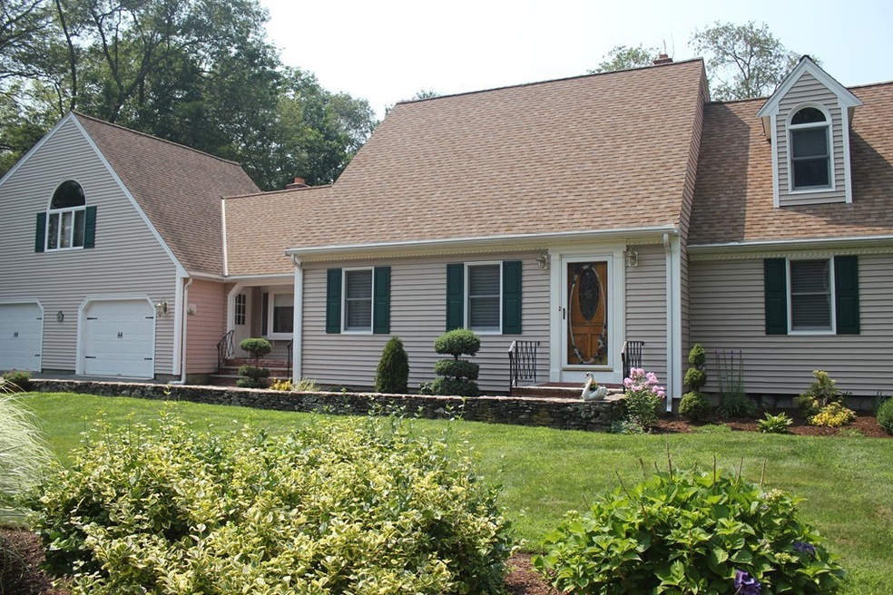 61 Kenneth St, West Bridgewater, MA 02379 - photo 1