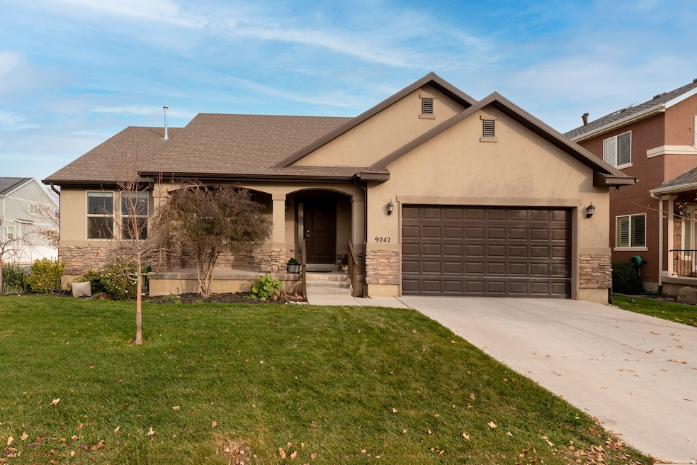 9242 N Cornwall Way, Eagle Mountain, UT 84005 - photo 1