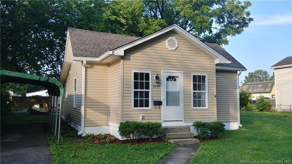 2009 McDonald Ave, New Albany, IN 47150 - photo 1