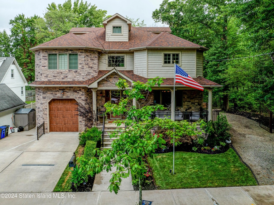 55 Vail Ave, Staten Island, NY 10309 - photo 1