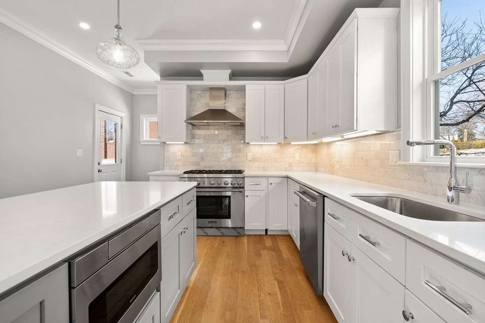 91 Clarendon Ave unit 1, Somerville, MA 02144 - photo 1