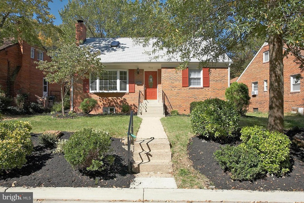 808 Elm Ave, Takoma Park, MD 20912 - photo 1