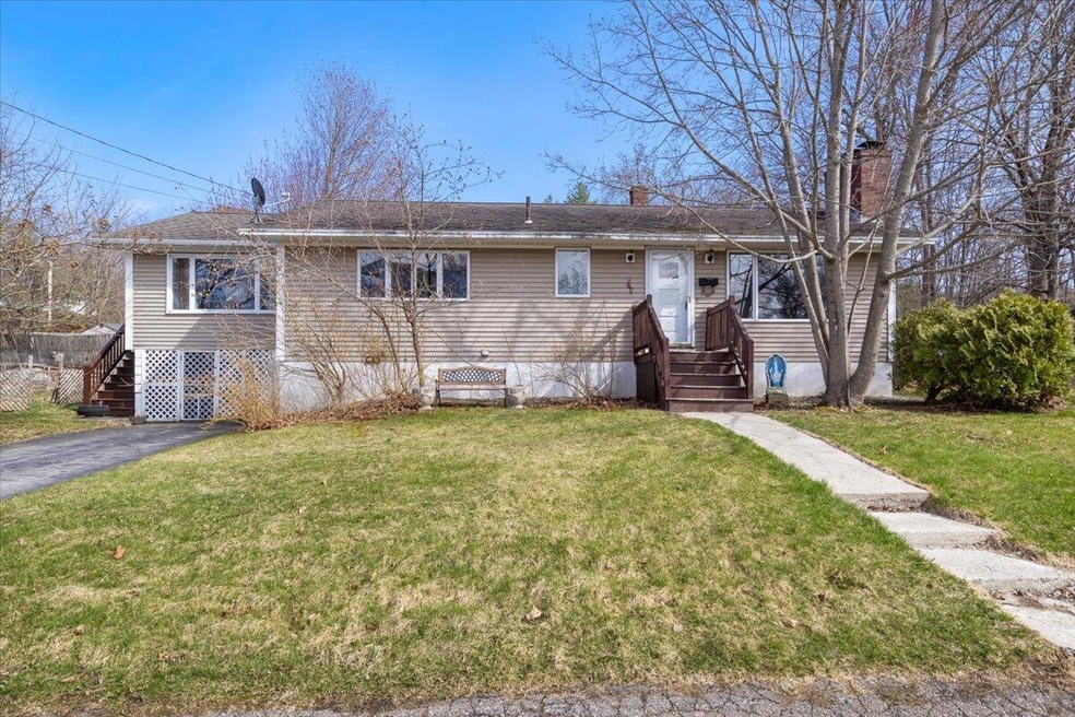 17 Harmon St, Biddeford, ME 04005 - photo 1