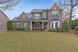 View of front of home with a front lawn