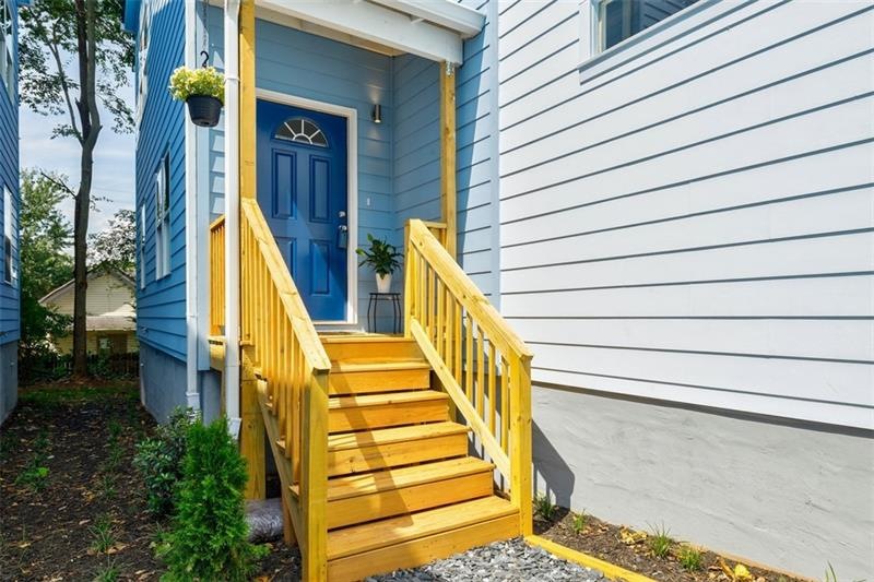 813 Smith St SW unit B, Atlanta, GA 30310 - photo 1