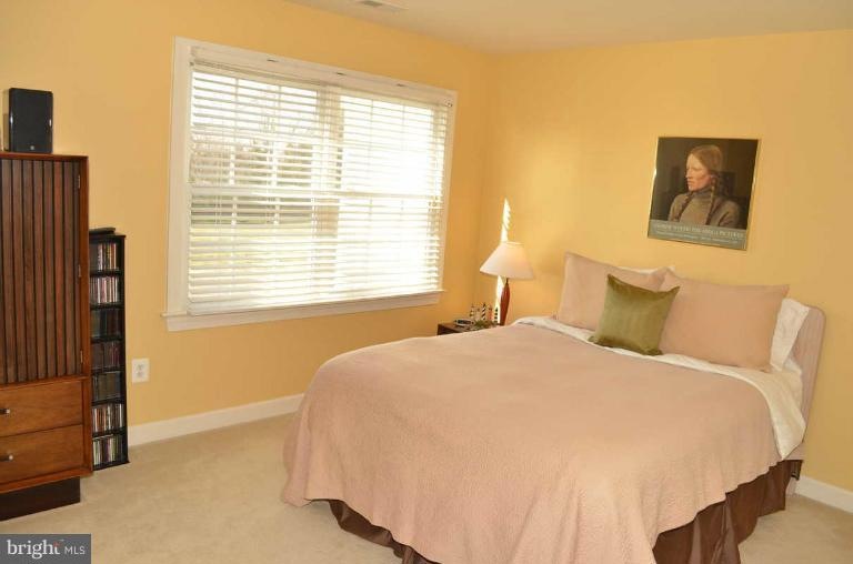 2708 Farm View Dr, Fallston, MD 21047 - photo 1