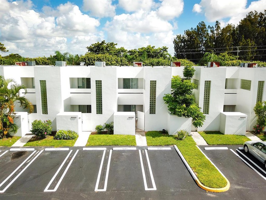 5020 Elmhurst Rd - 01