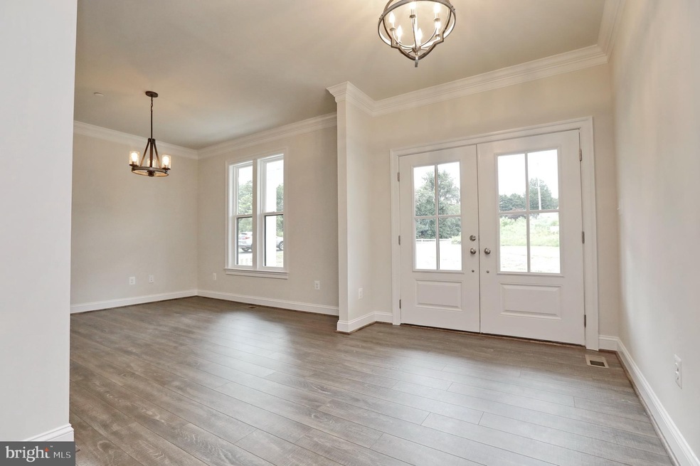 205 Dismondy Dr, Huntingtown, MD 20639 - photo 1