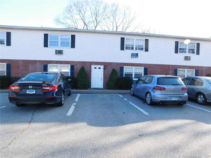 4 Peggy Ln unit 4, East Lyme, CT 06333 - photo 1
