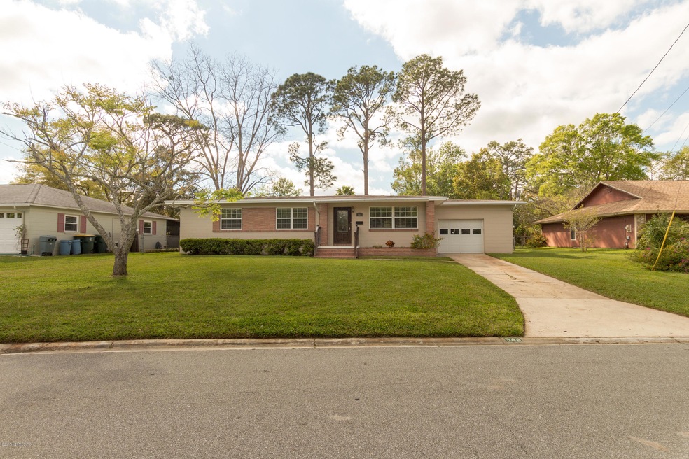 544 Matterhorn Rd, Jacksonville, FL 32216 - photo 1