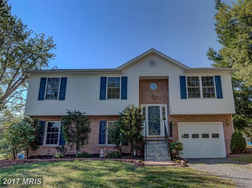 2302 Senseny Rd, Winchester, VA 22602 - photo 1