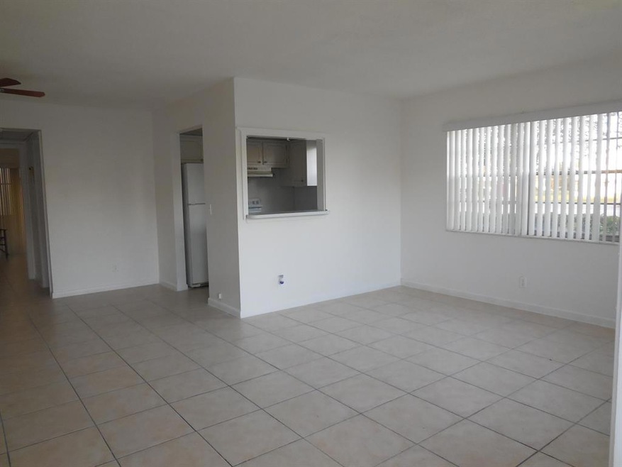 366 Camden P, West Palm Beach, FL 33417 - photo 1