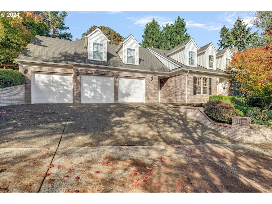 17418 Brookhurst Dr, Lake Oswego, OR 97034 - photo 1