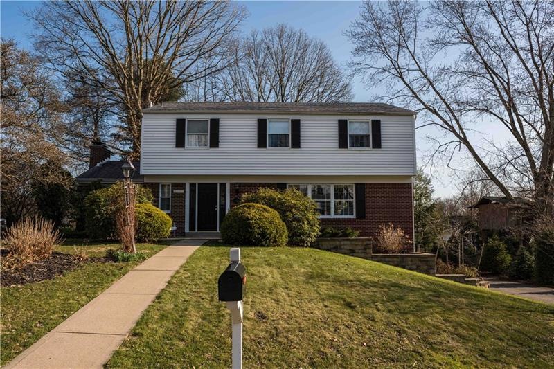 WELCOME TO 9371 HILLIARD ROAD LOCATED IN DESIRABLE