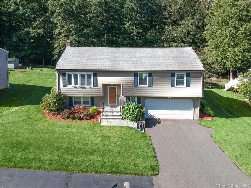 176 Knob Hill Rd, Meriden, CT 06451 - photo 1