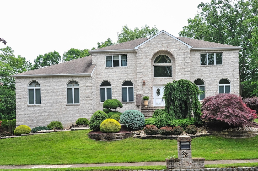 23 Bluffs Ct, Morganville, NJ 07751 - photo 1