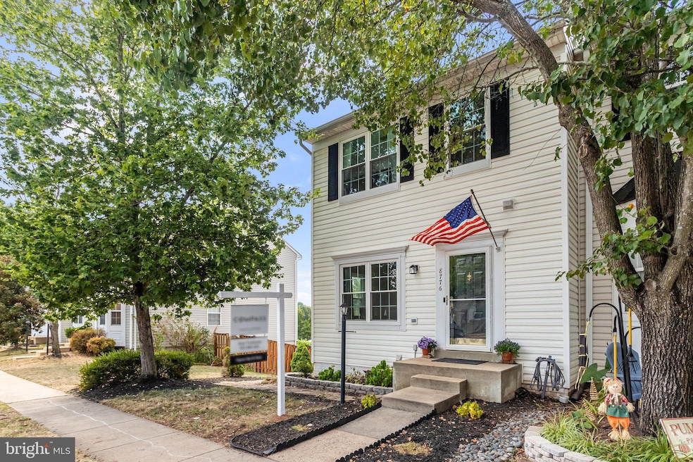 8776 Dunstable Loop, Bristow, VA 20136 - photo 1