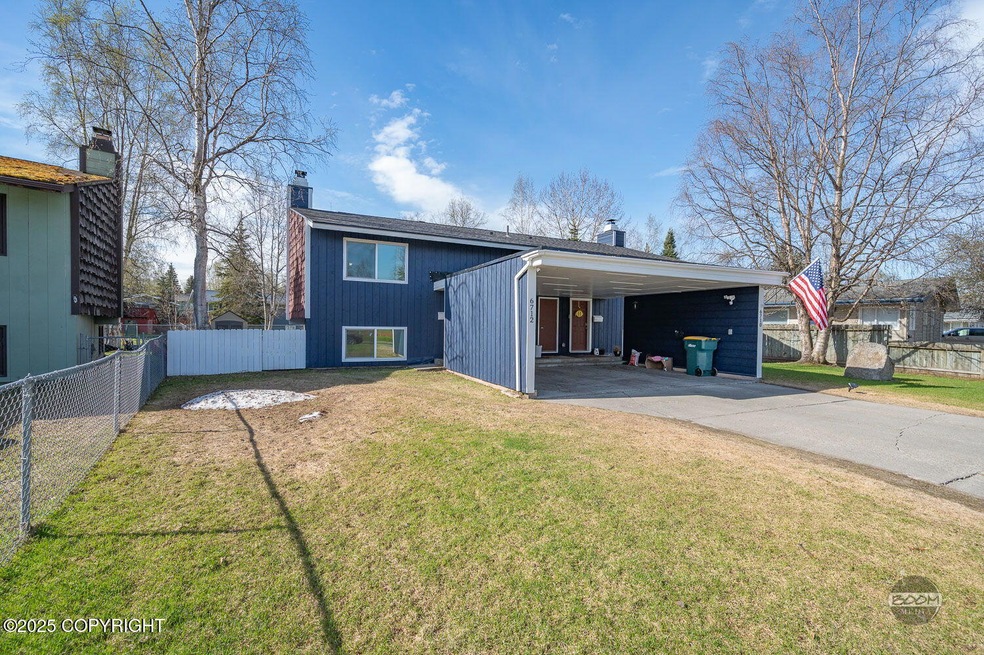 6712 E 16th Ave, Anchorage, AK 99504 - photo 1