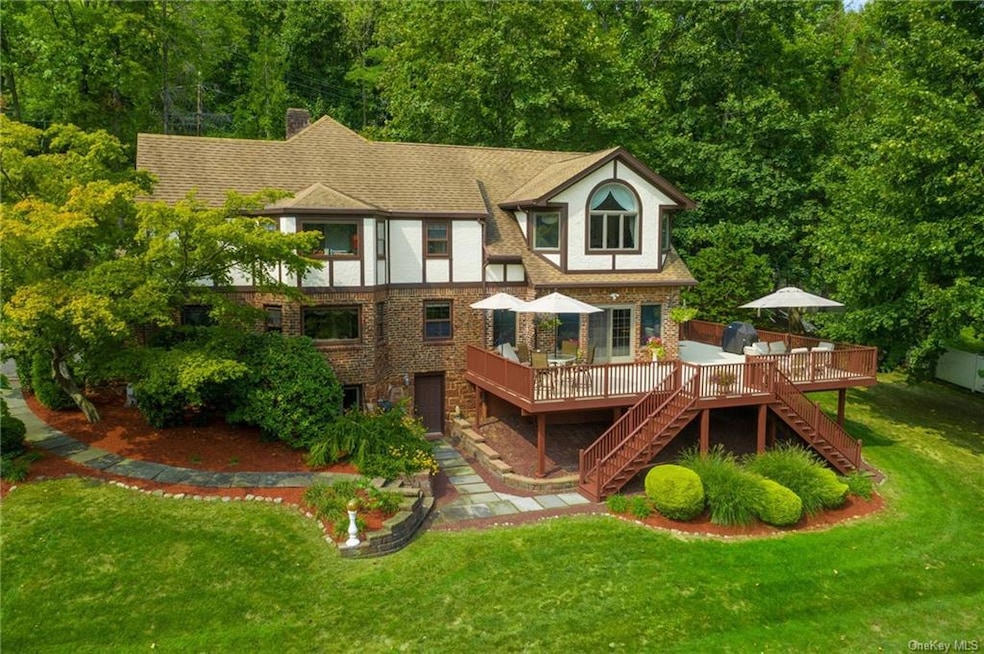 8 Hawthorne Place, Nyack, NY 10960 - photo 1