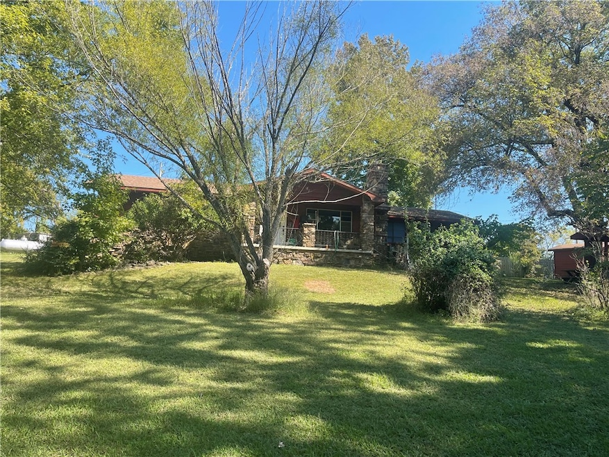 Pending $349,000 • Co-Listing Agent