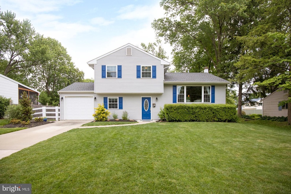 227 Midway Dr, Morrisville, PA 19067 - photo 1