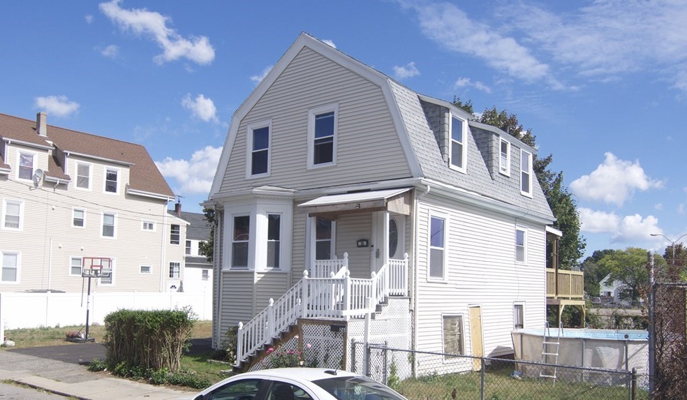26 Richard St, Lynn, MA 01905 - photo 1