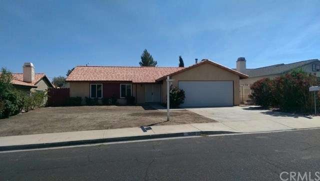 16189 Wimbleton Dr, Victorville, CA 92395 - photo 1