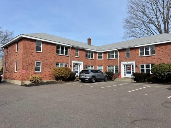 4 Berry St unit 4, Danvers, MA 01923 - photo 1