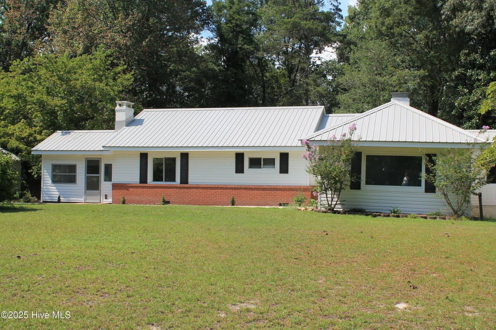 496 Holly Grove School Rd, West End, NC 27376 - photo 1