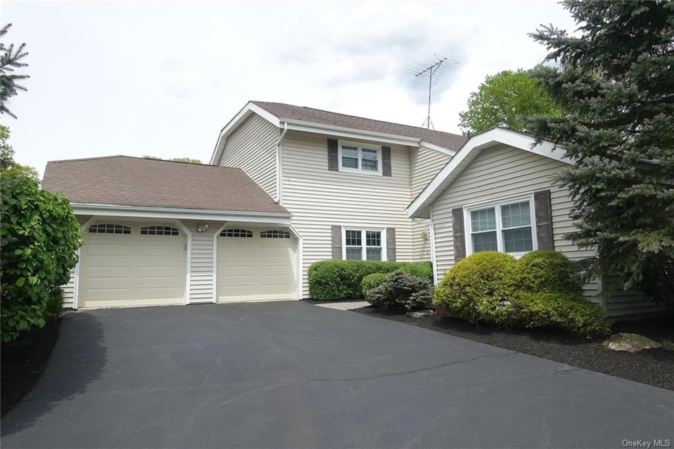 22 Mohawk Ln, Pomona, NY 10970 - photo 1