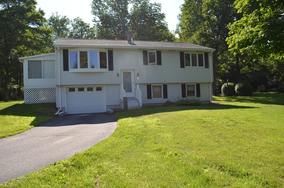 16 Ridge Rd, West Brookfield, MA 01585 - photo 1