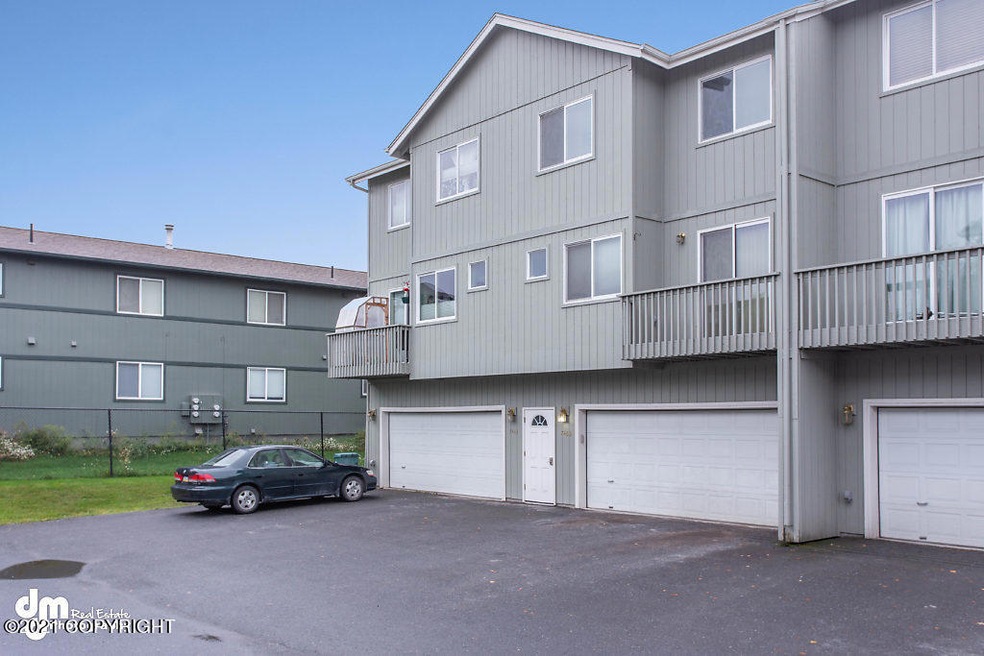 Exterior_0804-SMALL