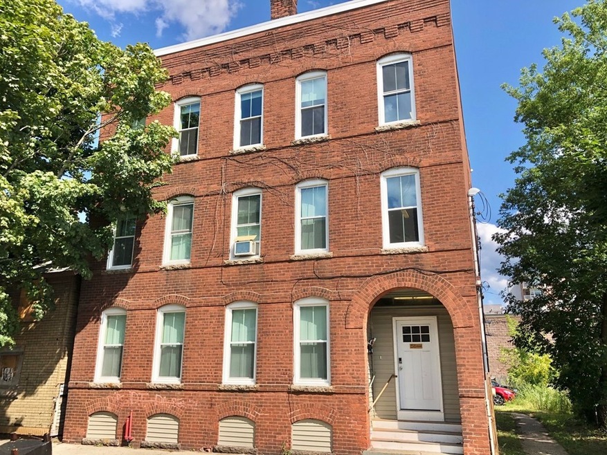 56 Pine St unit 3, Holyoke, MA 01040 - photo 1