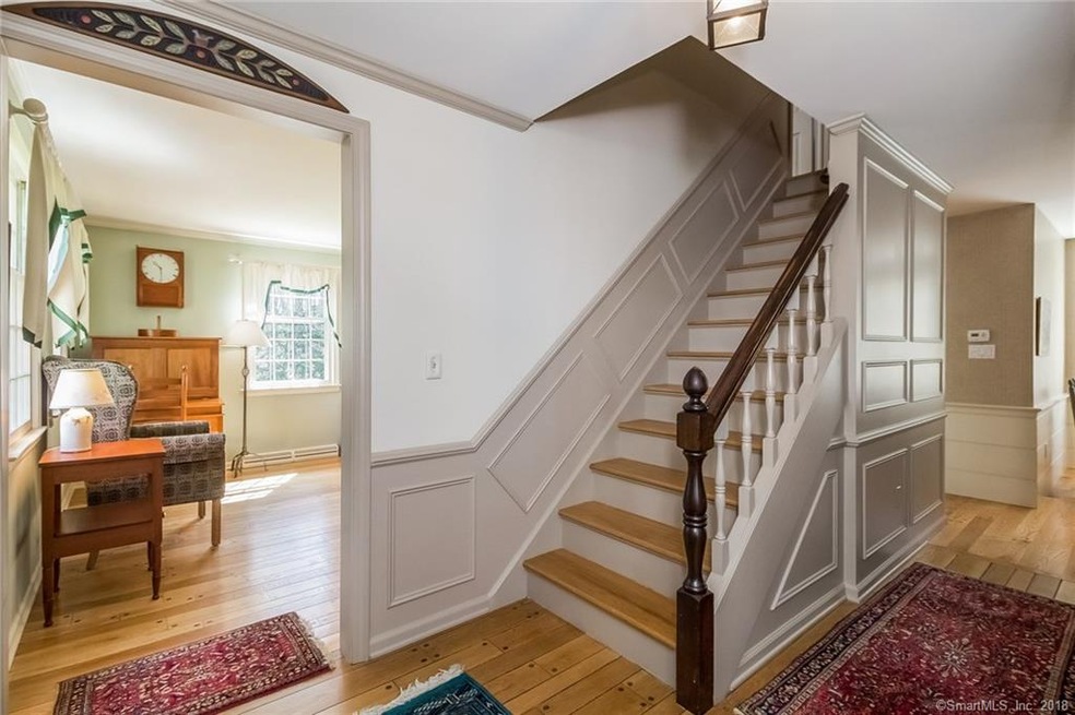 253 FarMcLiff Dr, Glastonbury, CT 06033 - photo 1