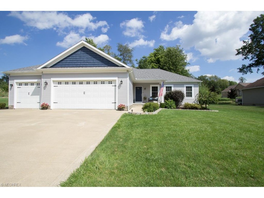 Welcome to 4417 Folkstone Cir Uniontown, Ohio 4468