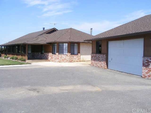 Front of house and detached garage