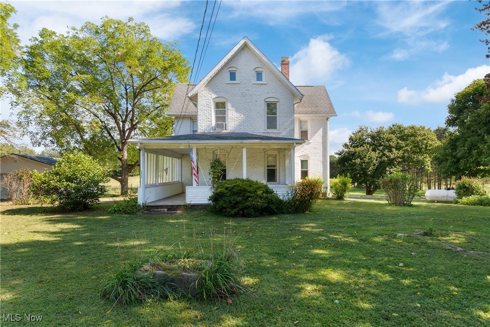 3025 Orchardview Dr SE, East Canton, OH 44730 - photo 1