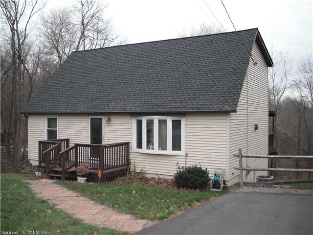 227 Chestnut Hill Ave, Waterbury, CT 06704 - photo 1