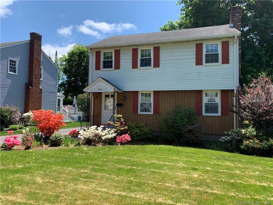 30 Lydall St, Manchester, CT 06042 - photo 1