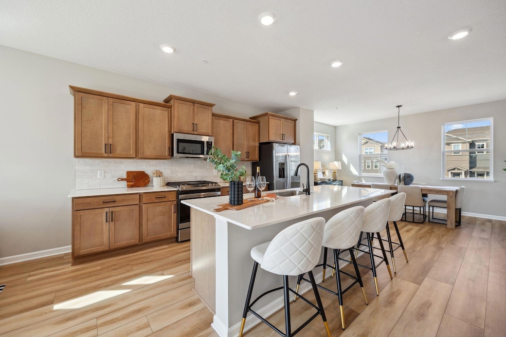 Sold $445,551 • Co-Listing Agent