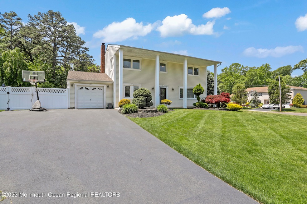 17 Harvey Rd, Morganville, NJ 07751 - photo 1