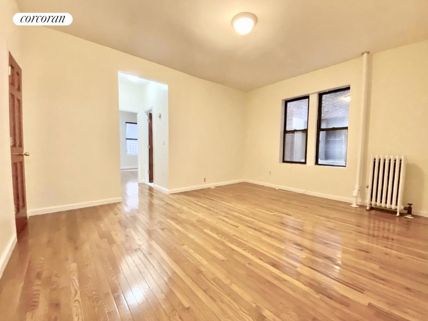 4500 Broadway unit 3 D, New York, NY 10040 - photo 1