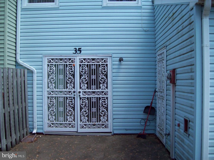 35 Fairmount Dr, Willingboro, NJ 08046 - photo 1