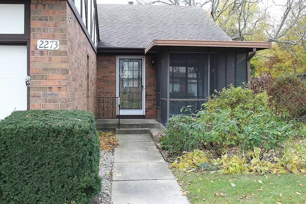 2273 Radcliff - exterior