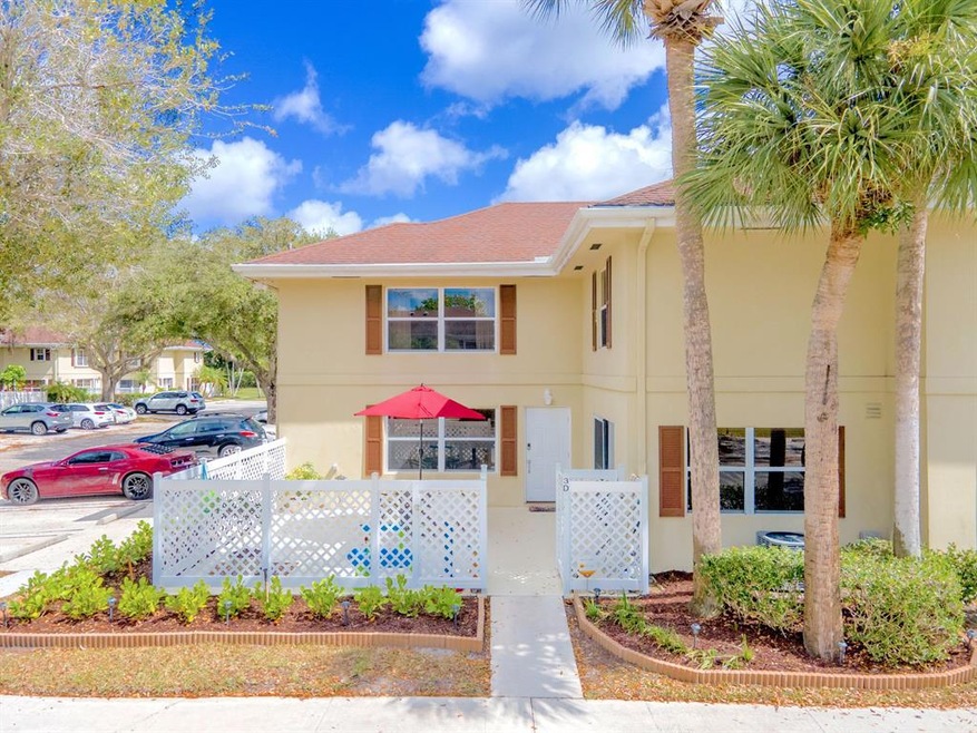 3 Amherst Ct unit D, Royal Palm Beach, FL 33411 - photo 1