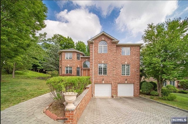 6 Sara Hill Ln, Englewood Cliffs, NJ 07632 - photo 1