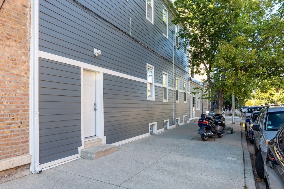 For Rent $2,200/month