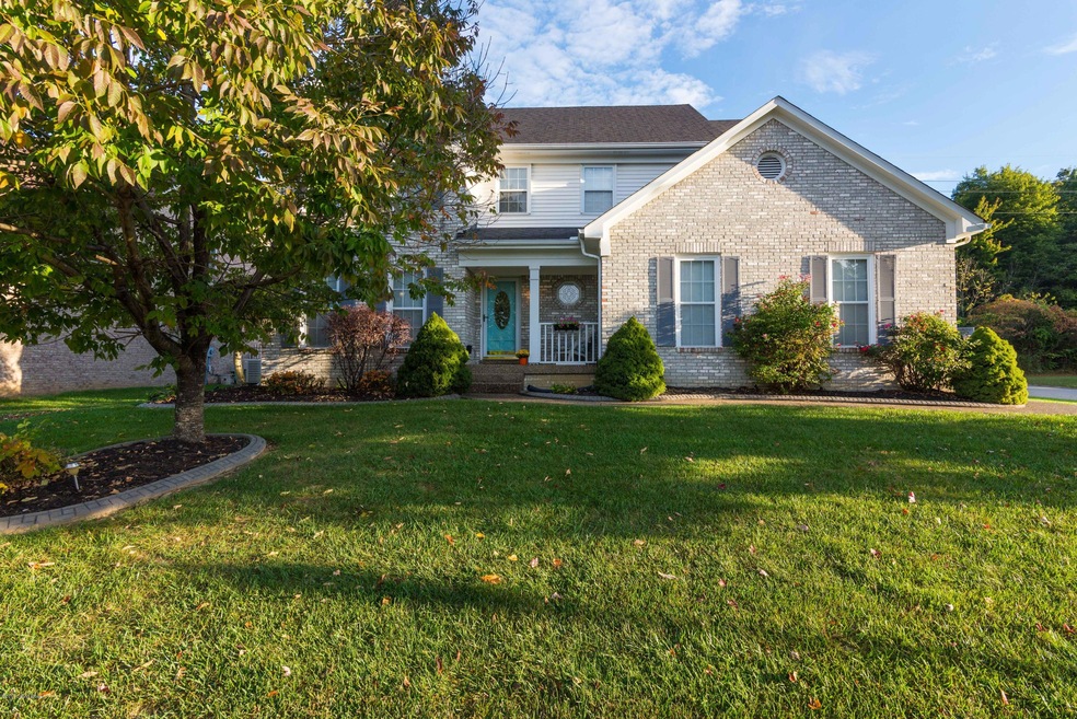 8111 Adams Run Rd, Louisville, KY 40228 - photo 1